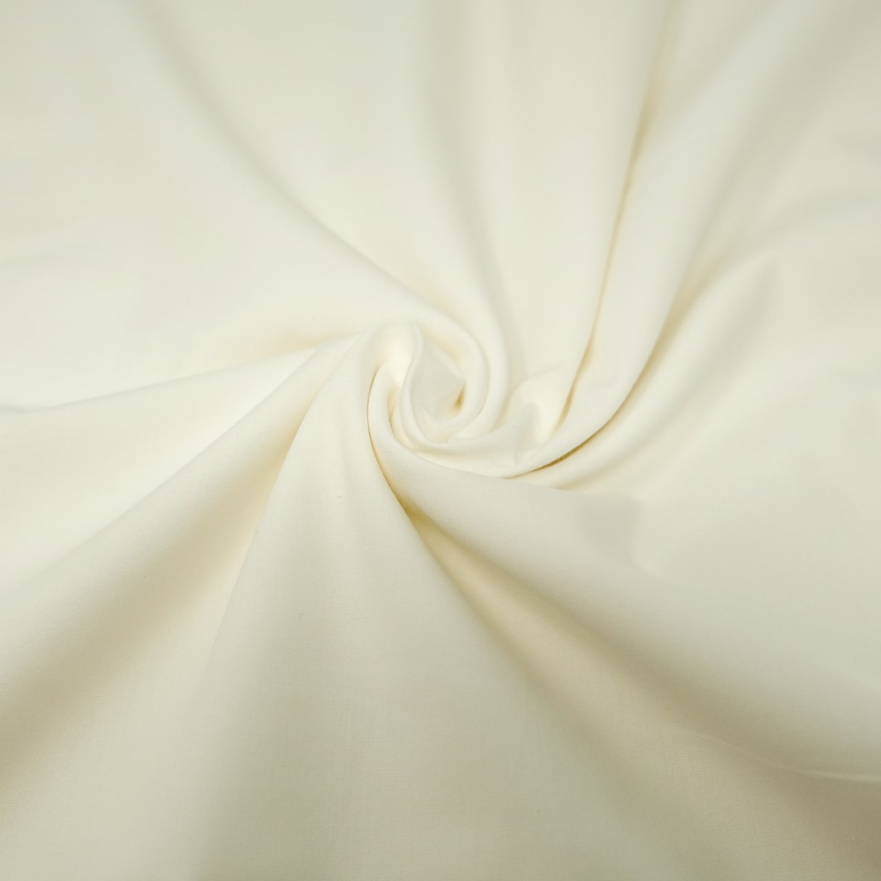 Roc-Lon Bleached Ava-Lon 200 Count Permanent Press Cotton Muslin Fabric